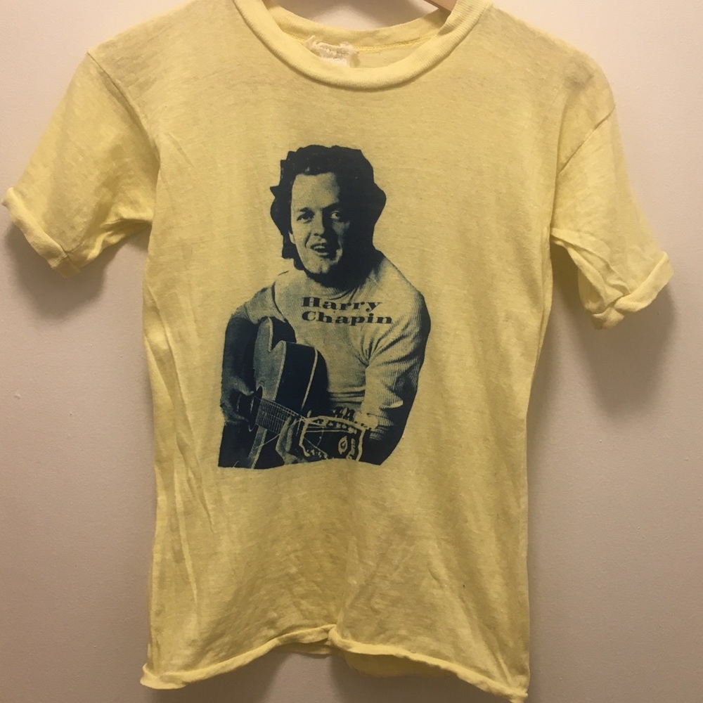 Vintage 1970s yellow Harry Chapin T-shirt size XS